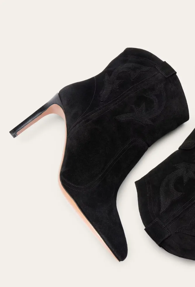 Caitlin Boots