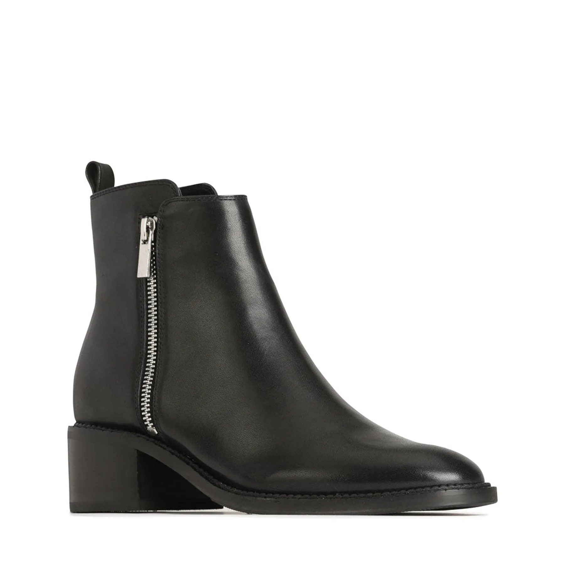 KENAI LEATHER ZIPPER ANKLE BOOTS