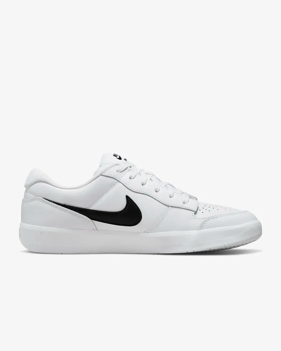 Nike SB Force 58 Premium in White/Black