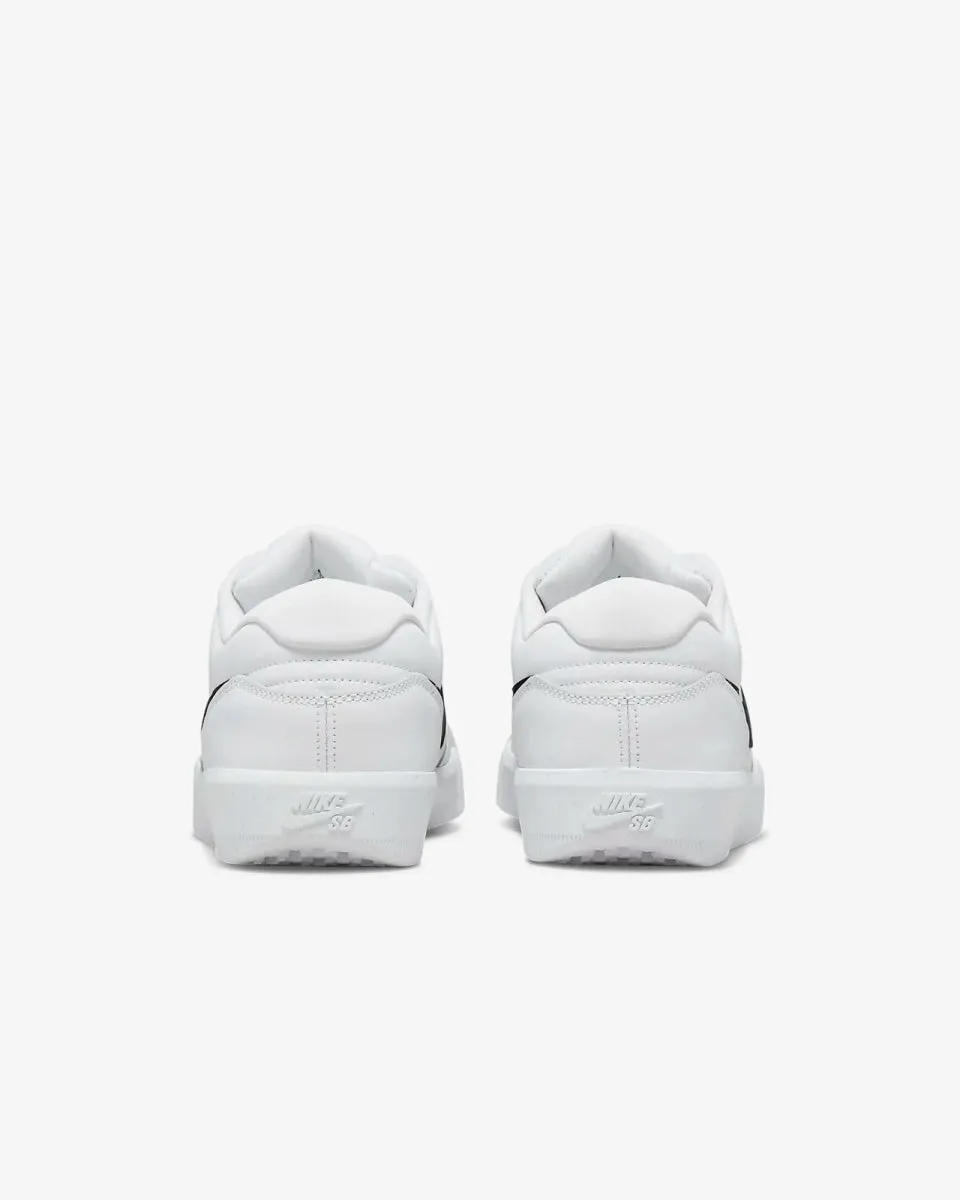 Nike SB Force 58 Premium in White/Black